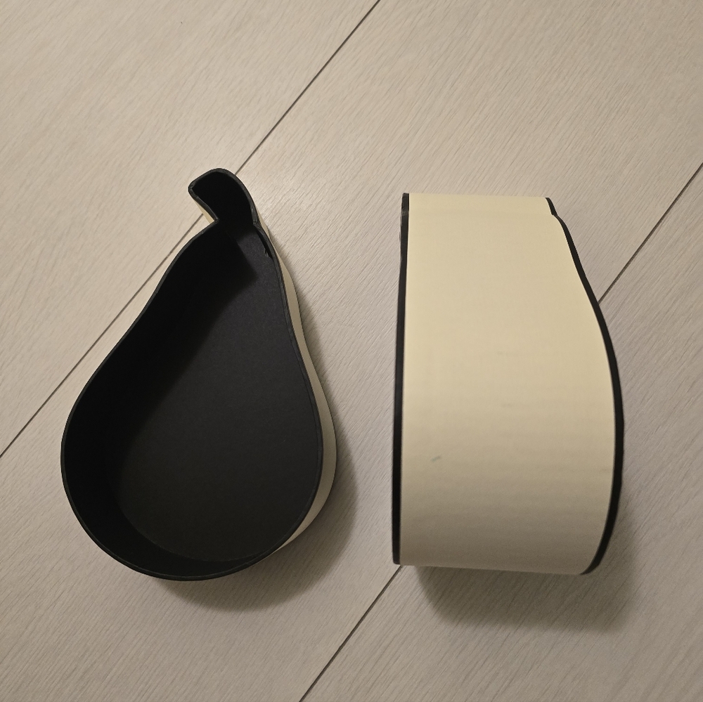 Jo Malone London Pear-Shaped Box - Picture 5 of 6